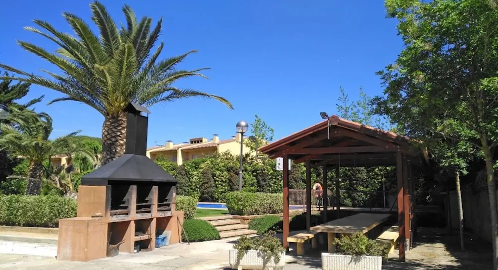 Apartment - 1 Bedroom with Pool and WiFi - 107738