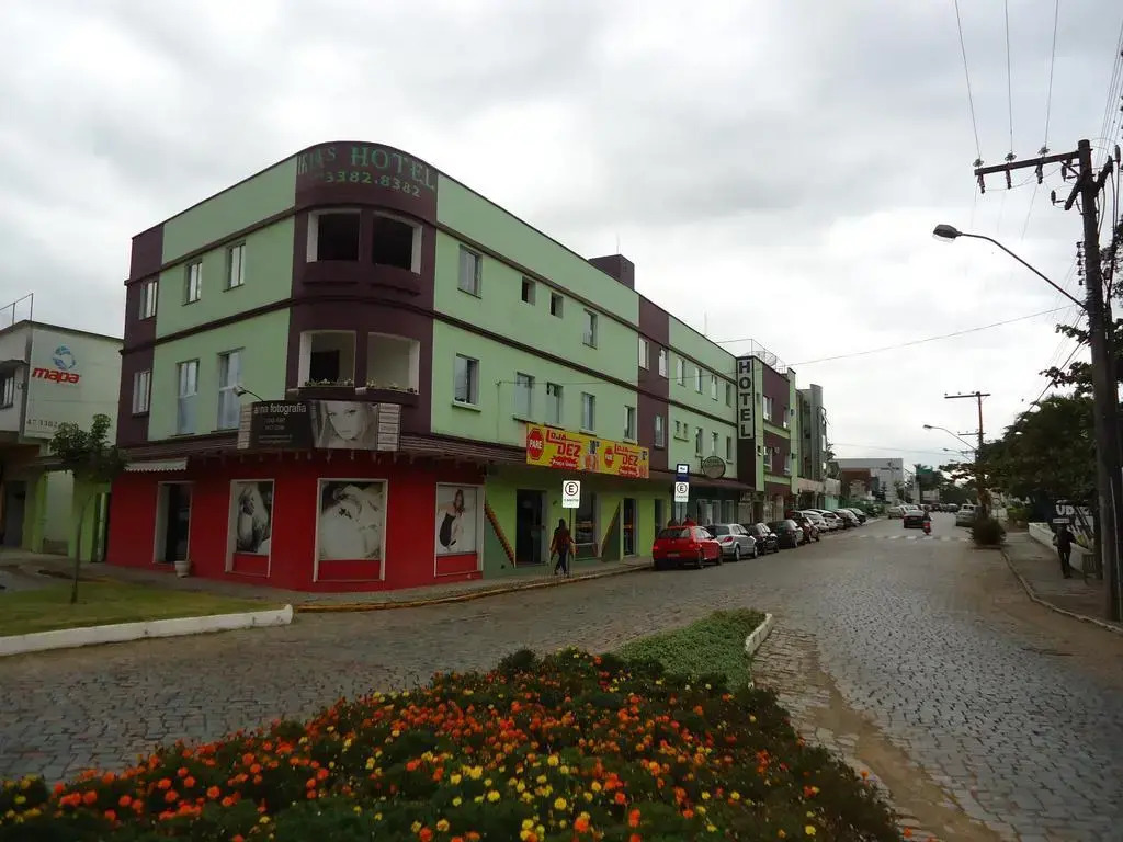 Irias Hotel