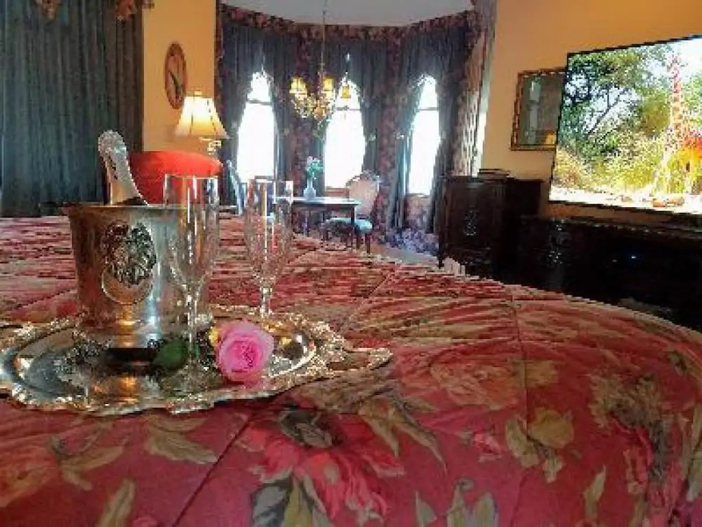 Innisfree Boutique Inn By-The-Lake