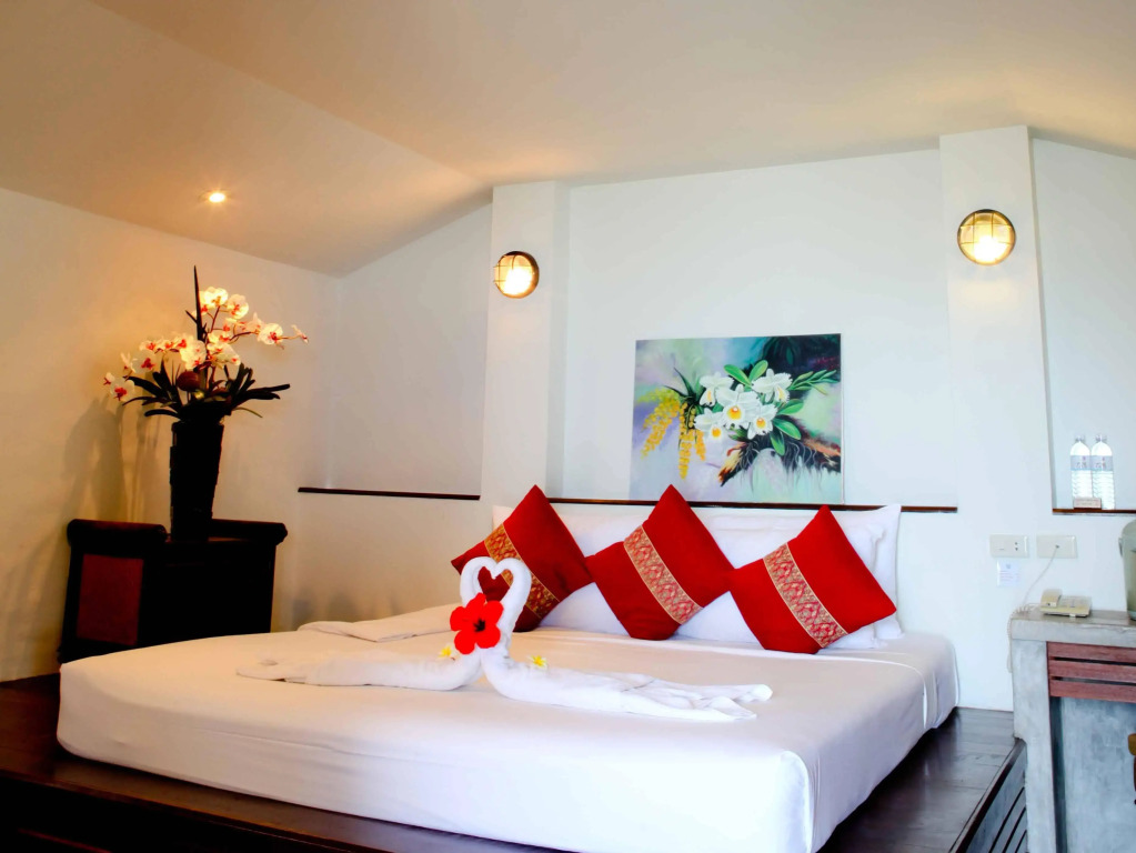 Samui Island Beach Resort & Hotel
