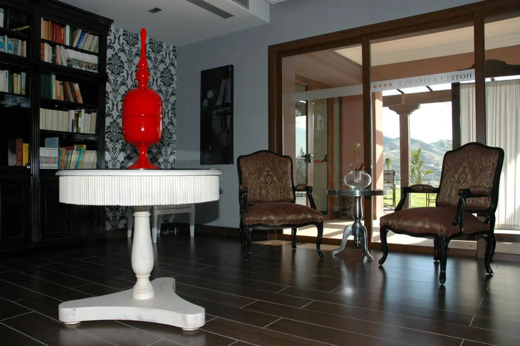 B bou Hotel La Viñuela & Spa