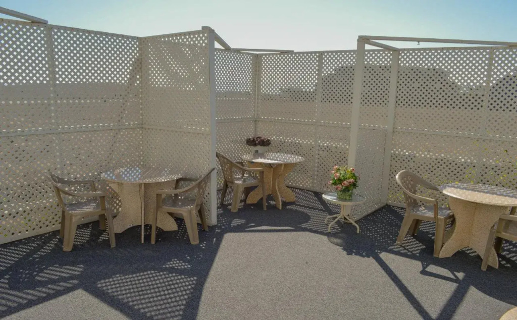 Sea Breeze Inn - San Simeon