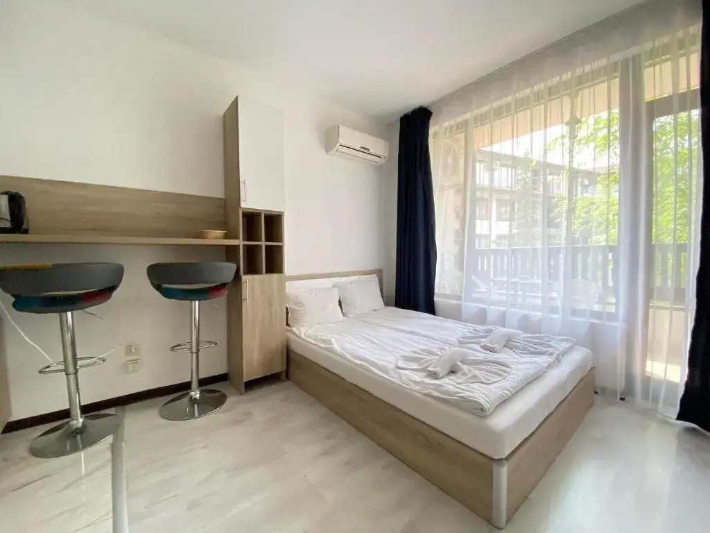 The Green Paradise Apartments
