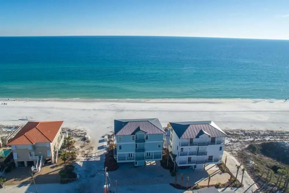 5 O'Clock Somewhere 8 Bedroom Holiday Home by Five Star Properties