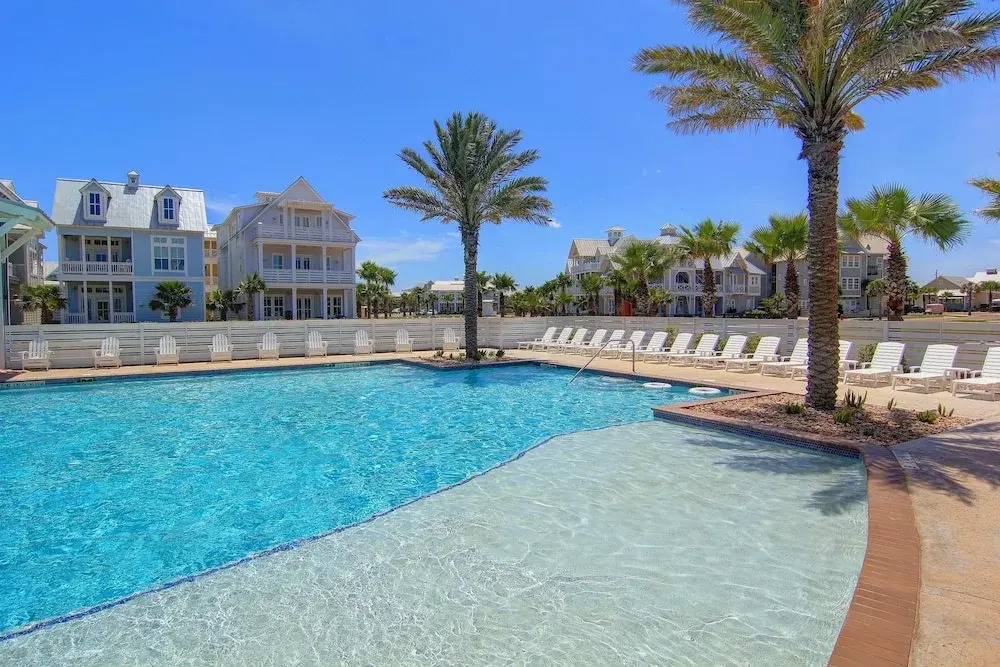 Cinnamon Shore- Seaside Sojourn 111 LA