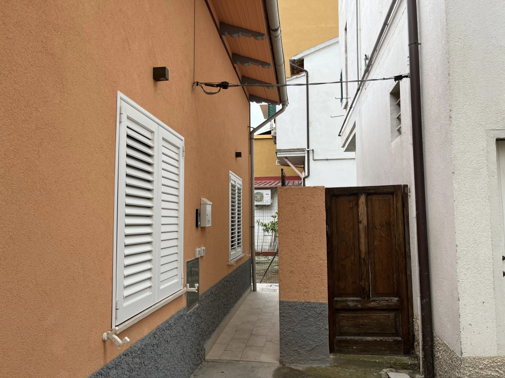 Guest House All83