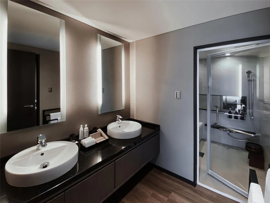 Hinode Hills Niseko Village - Small Luxury Hotels of The World