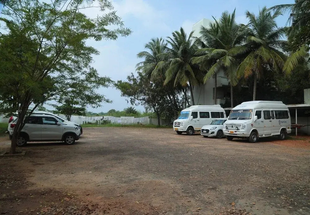 Hotel Kasi's Inn