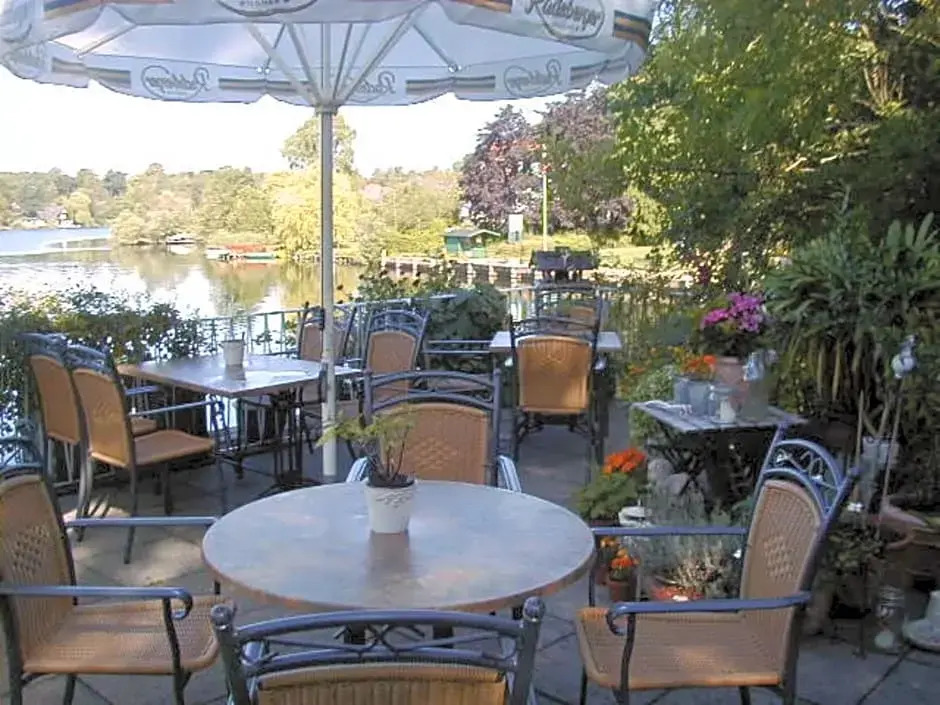 Restaurant und Hotel Zum Weissen Ross