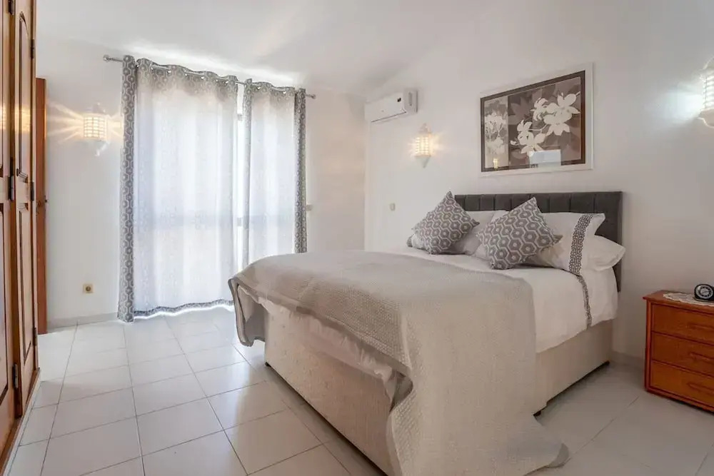 Carosim Quiet Location Close to Beach Private