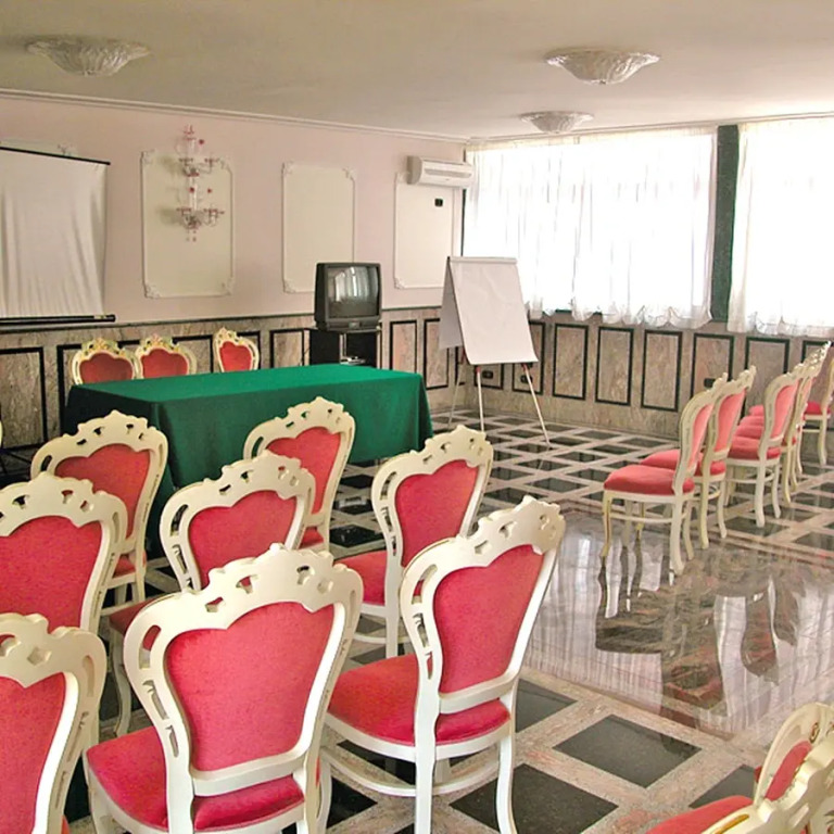 Hotel President