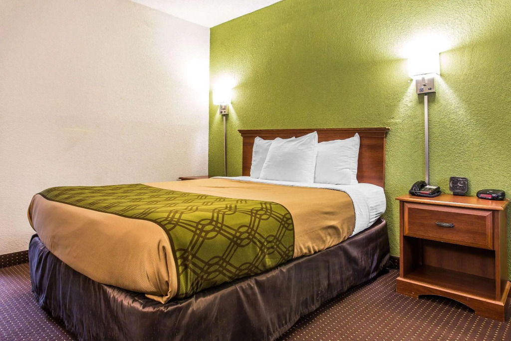 Economy Inn