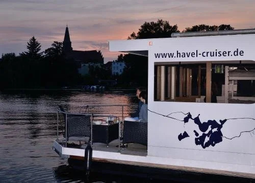 HAVEL-Cruiser Hausboot-Flöße mit Stil