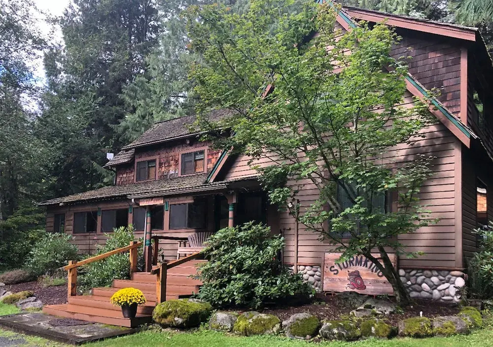 Stormking Hotel at Mt. Rainier