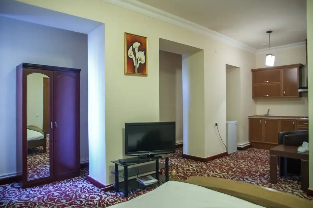 Sil Plaza Hotel