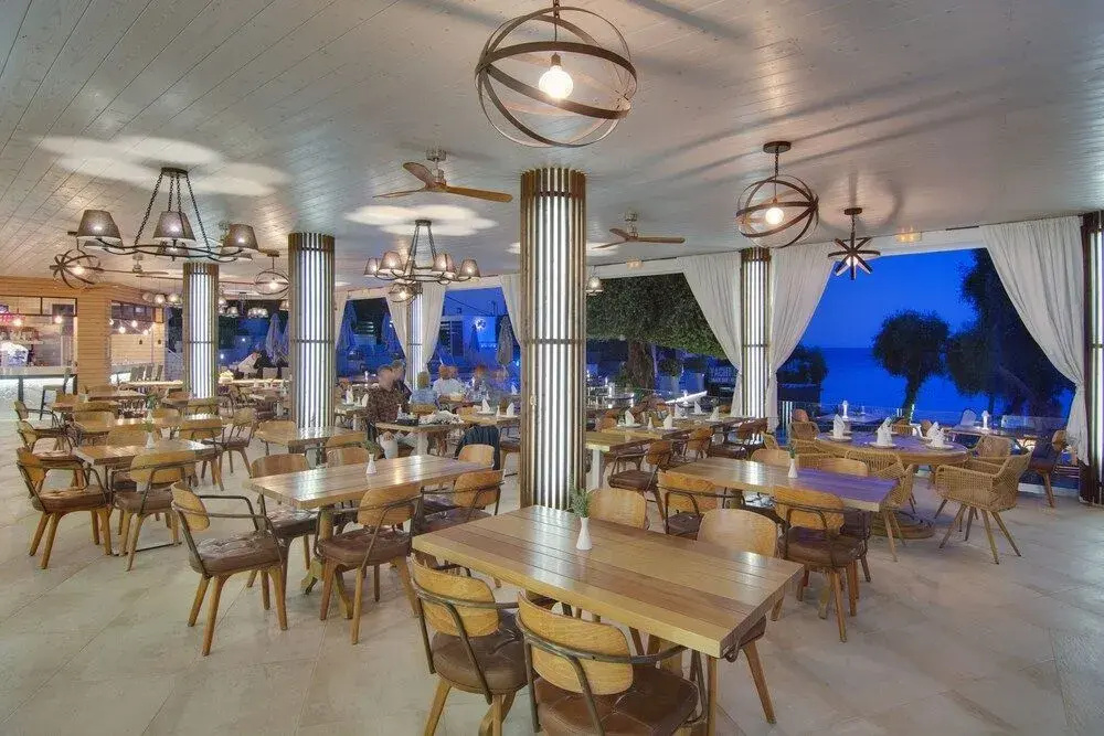 Valtos Beach Hotel