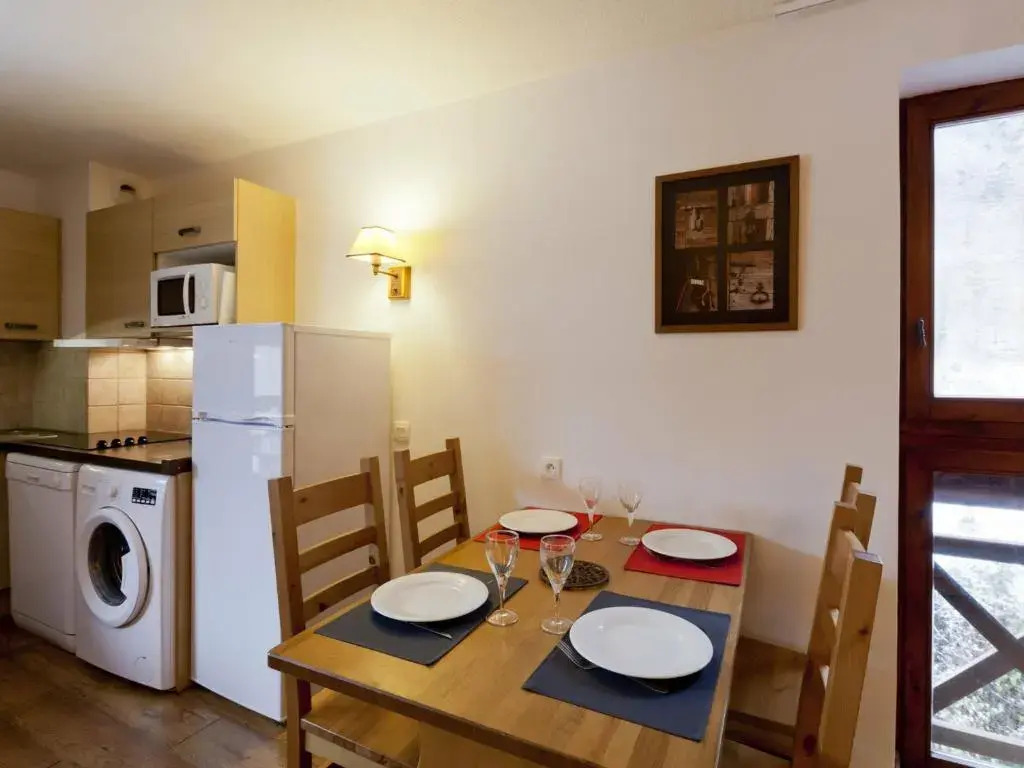 Appartement Brides-les-Bains, 1 pièce, 4 personnes - FR-1-512-143