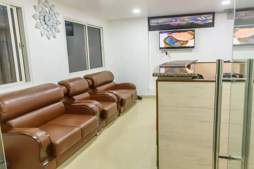 Hotel Ghar