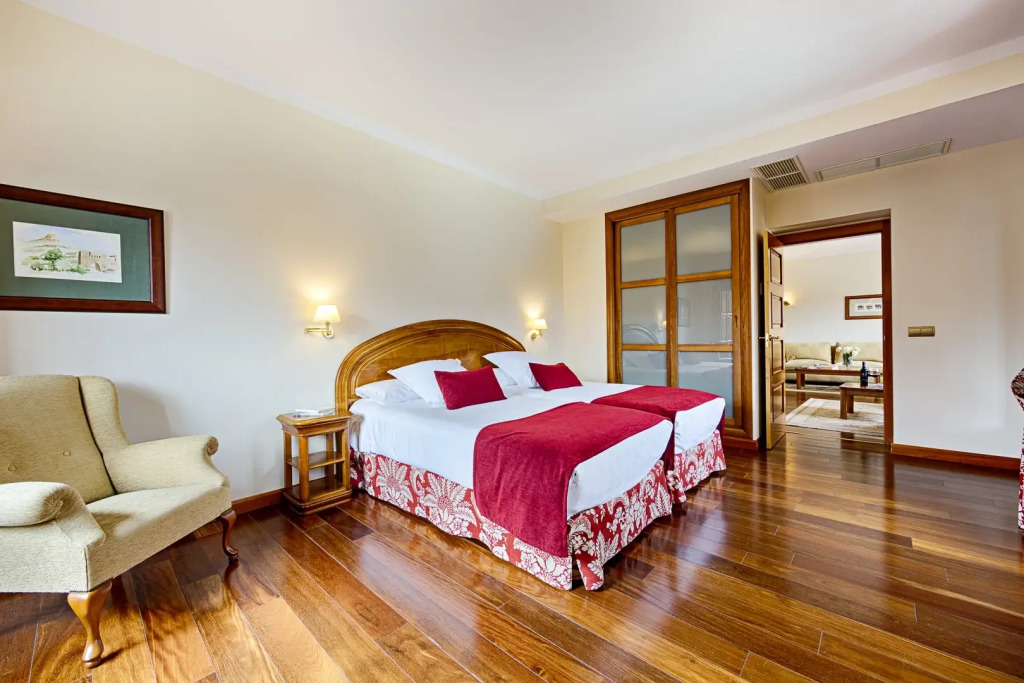 AZZ Peñafiel Las Claras Hotel & Spa
