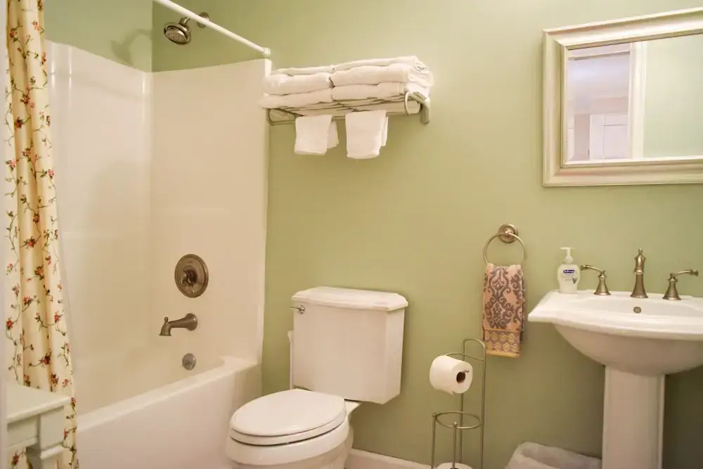 The Pawling House Bed & Breakfast