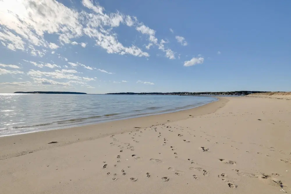 Wellfleet Home w/ Deck, Bay Views & Kayaks