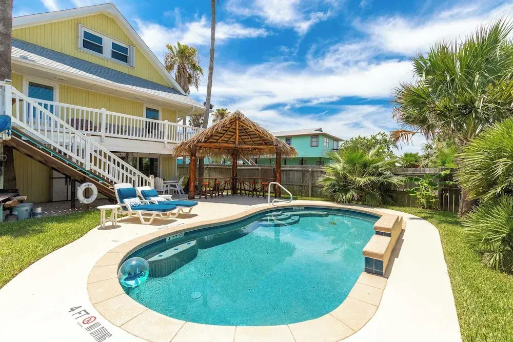 The Shell House Private Pool Pet Friendly