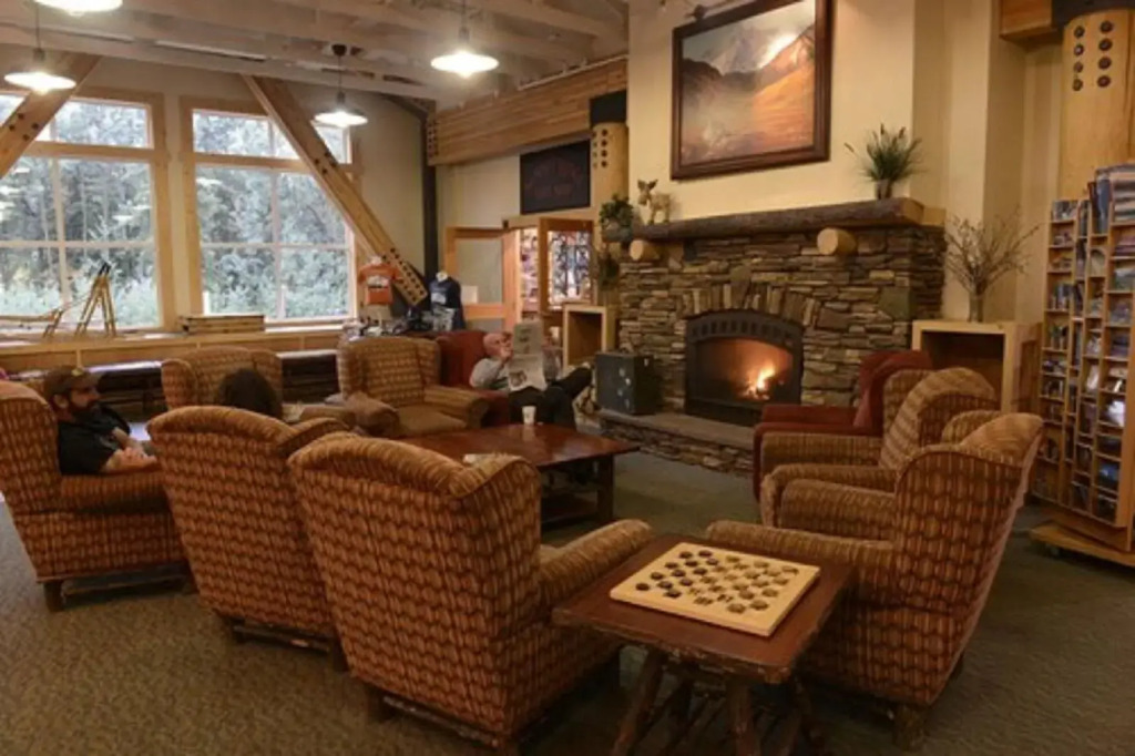 Denali Park Village