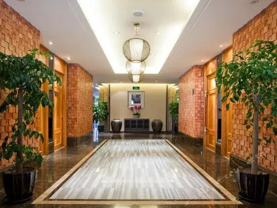 the Qingyuan Hotel Qingcheng
