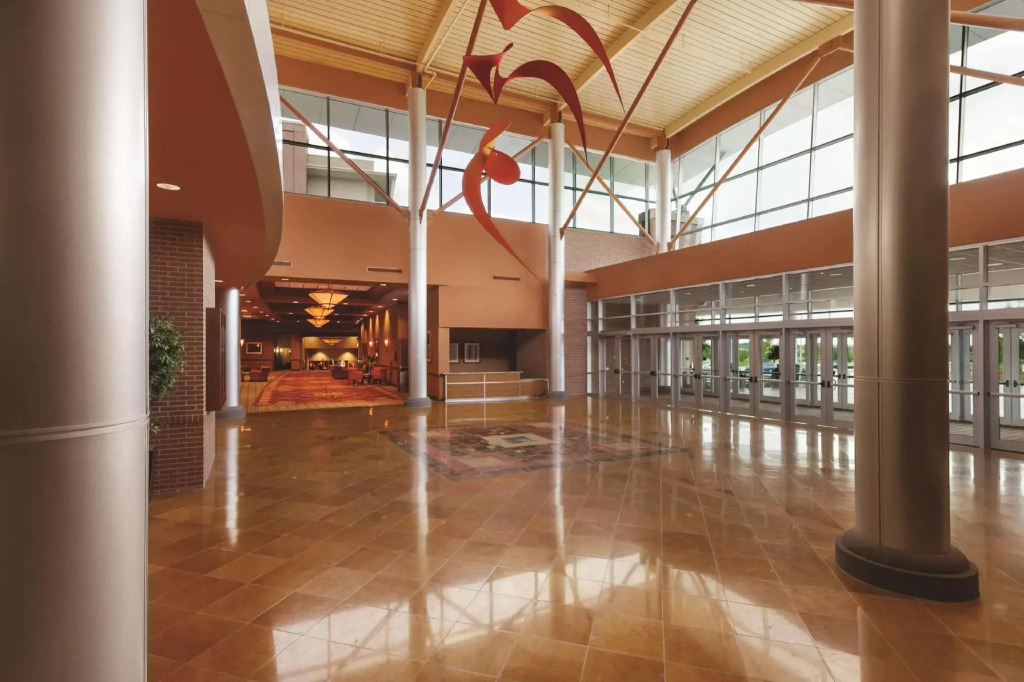 Embassy Suites Omaha- La Vista/ Hotel & Conference Center