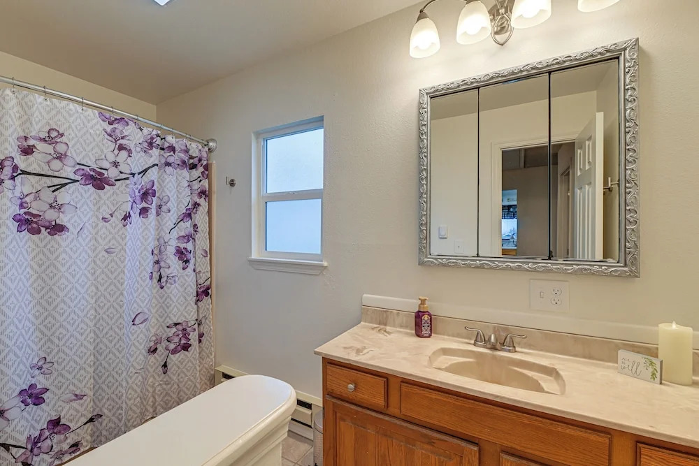 Family-friendly Winston Vacation Rental w/ Deck!
