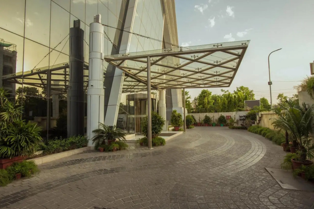 Shakun Hotels And Resorts