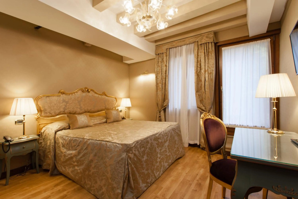 Hotel Al Ponte Mocenigo