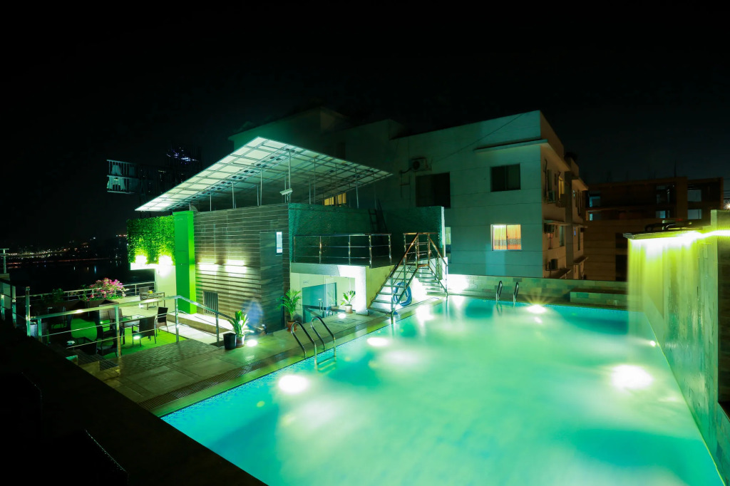 Coventina Lake Suites