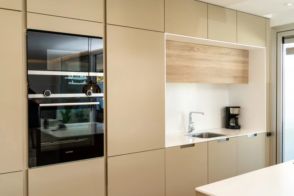 Luxury 3  bedroom Apartment with a Panoramic Sea V