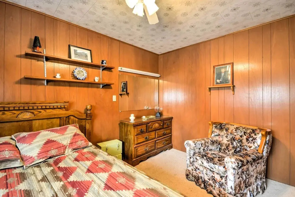 Bright Springer House w/ Hammock & Orchard Views!