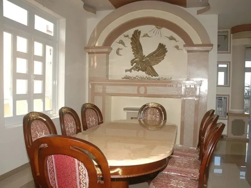 Ho Phong Hotel