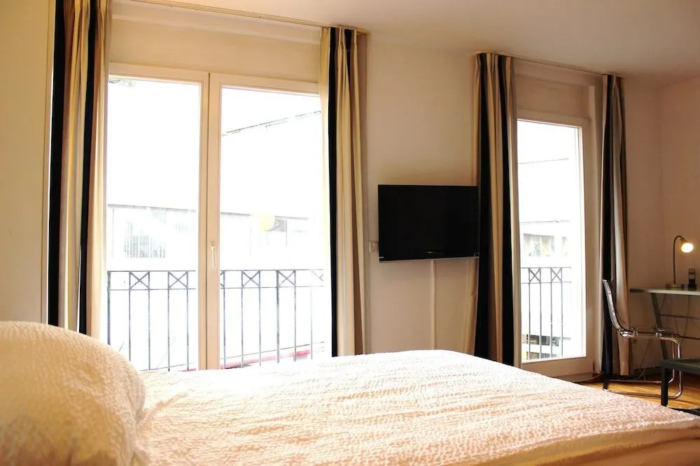a-partment Cologne Riverside