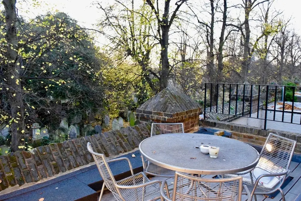Private Terrace2 Bedroom Home