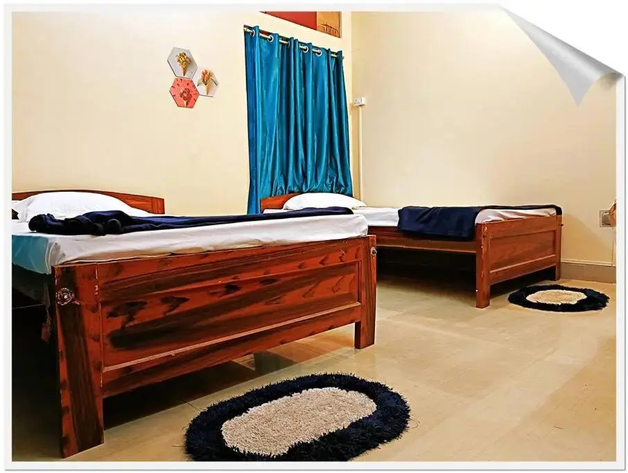 Non-AC Single Room on rent at KL Villa