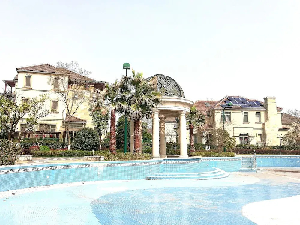 Selected Villa Inn (Hongqiao Railway Station)