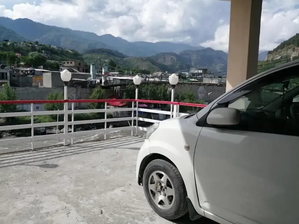 Saif Hotel And Restaurant