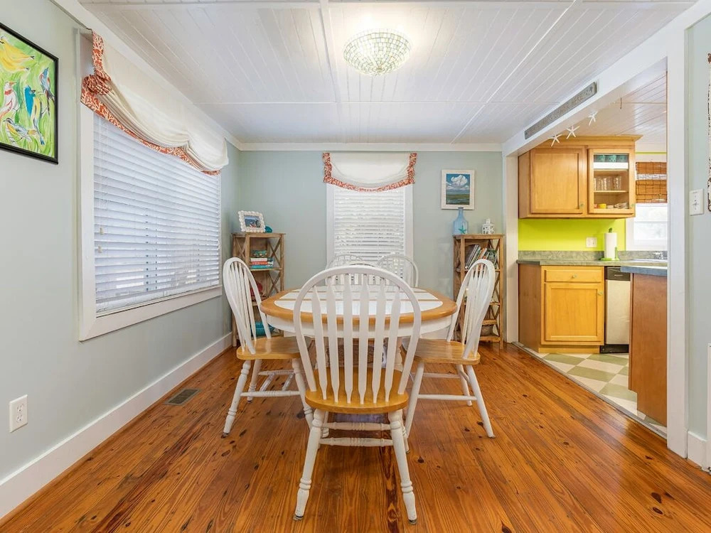 Mellow Yellow by Tybee Vacation Rentals