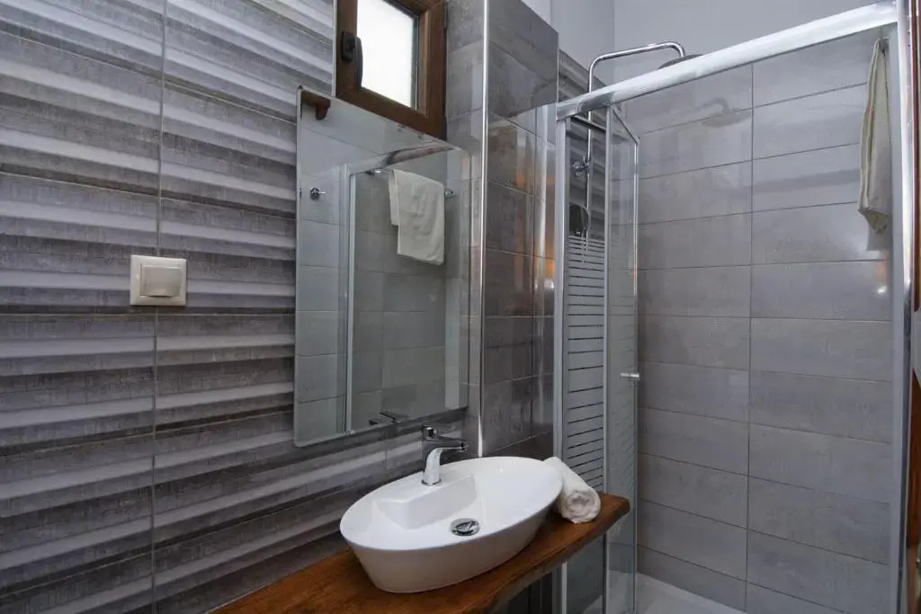 IATROU HOUSE- villa WITH INCREDIBLE VIEW
