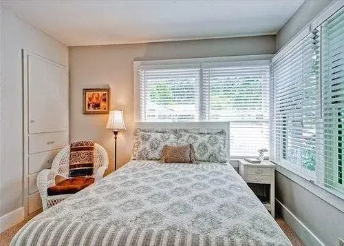 Poe 3 Br home by RedAwning
