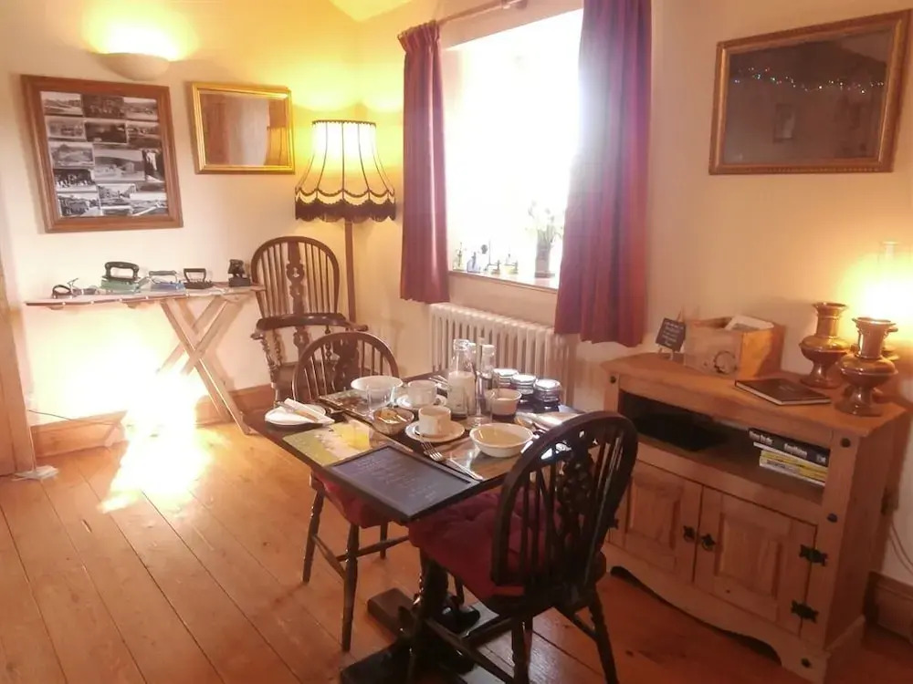 Riverside Bed & Breakfast