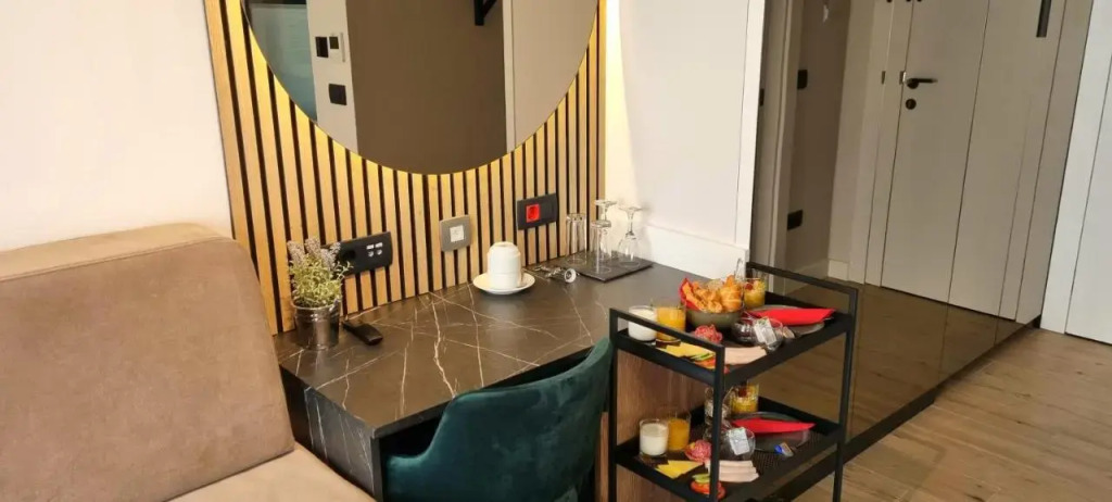 Karmel Beachway Rooms1