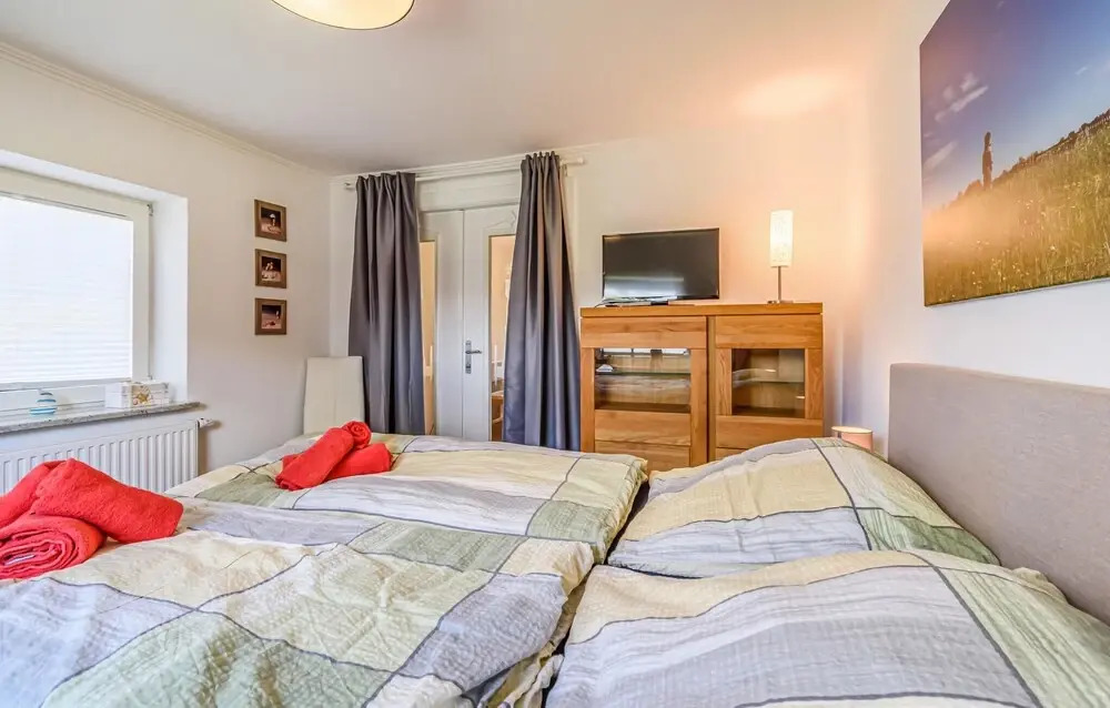 Awesome Home in Friedrichskoog With 3 Bedrooms, Sauna and Wifi