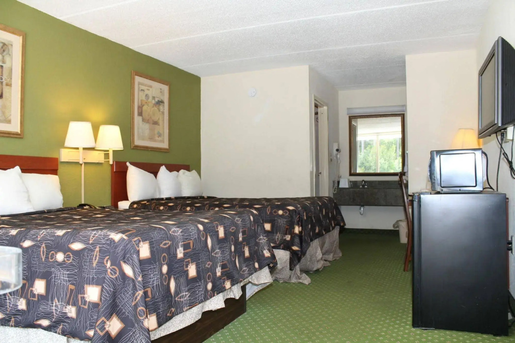 Travelodge by Wyndham Kingsland GA
