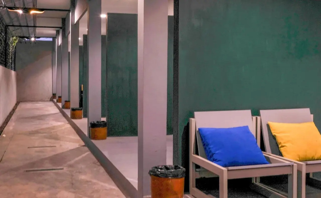 OYO 957 De-lima Residence