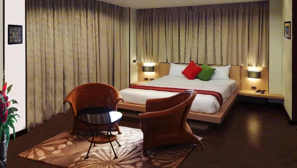Karon Suite Apartment